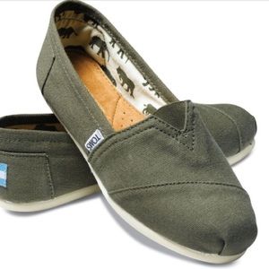 Toms Shoes + Bag!